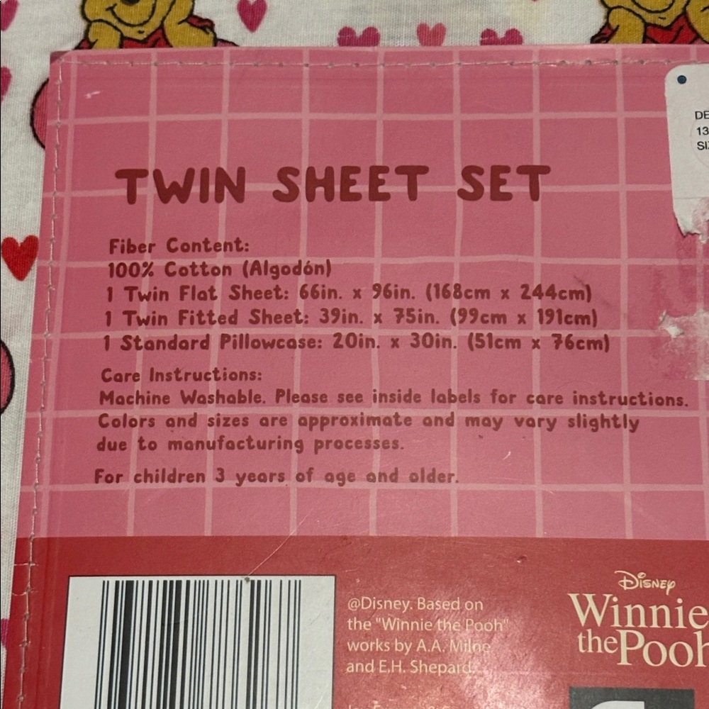 NWT Winnie the Pooh Heart Valentines Twin Sheet Set - Picture 3 of 4